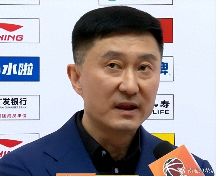 九游体育在线直播、九游体育足球直播、nba直播、电竞直播平台、九游体育赛事视频、体育直播平台-广东胜青岛，杜锋称赞两人，麦考尔感谢一人，刘维伟批评一人|青岛市|广东男篮|青岛男篮|青岛队|篮板_新浪体育_新浪新闻