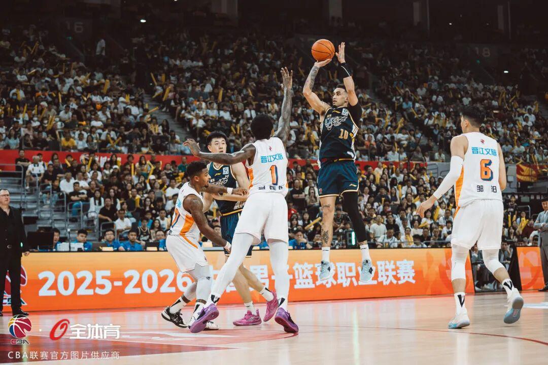 九游体育在线直播、九游体育足球直播、nba直播、电竞直播平台、九游体育赛事视频、体育直播平台-4月24日前瞻 I 常规赛收官战，广东客场对决福建